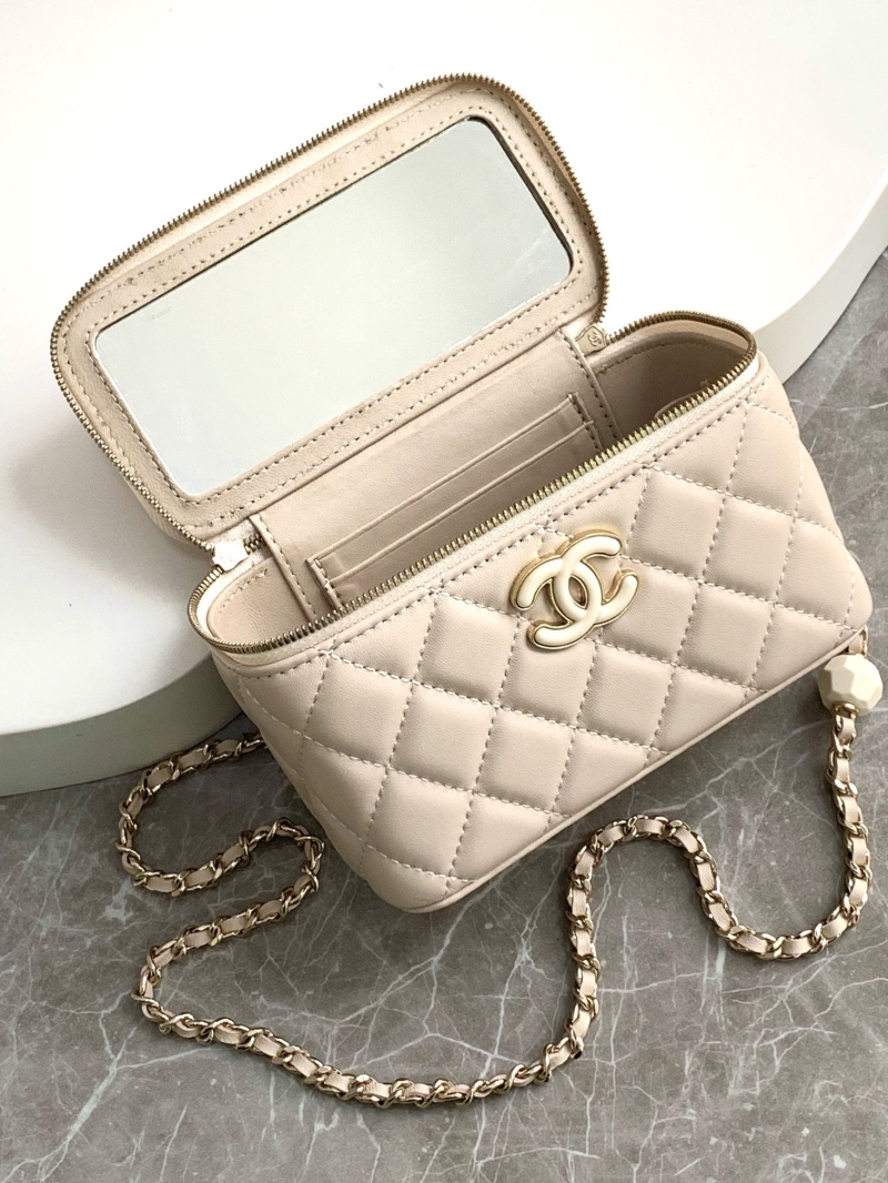 Ch**el cosmetic bags